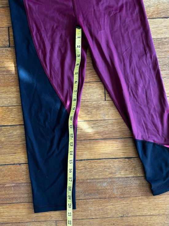 Victoria's Secret Maroon and Black Athletic Leggings with Pink Hem Accent SP - Picture 6 of 10